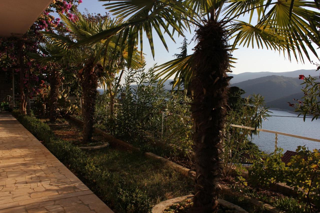 Apartment Rabac 7410E Buitenkant foto